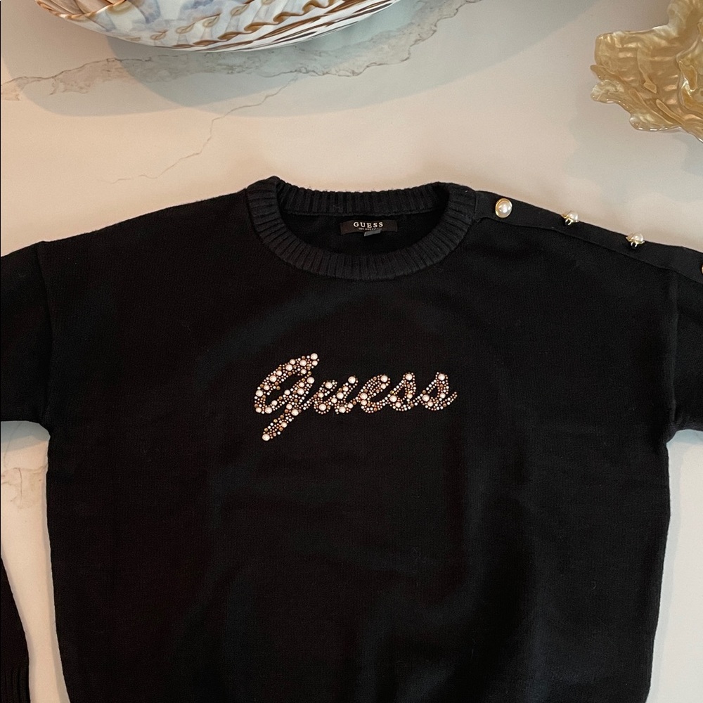 Guess sweater